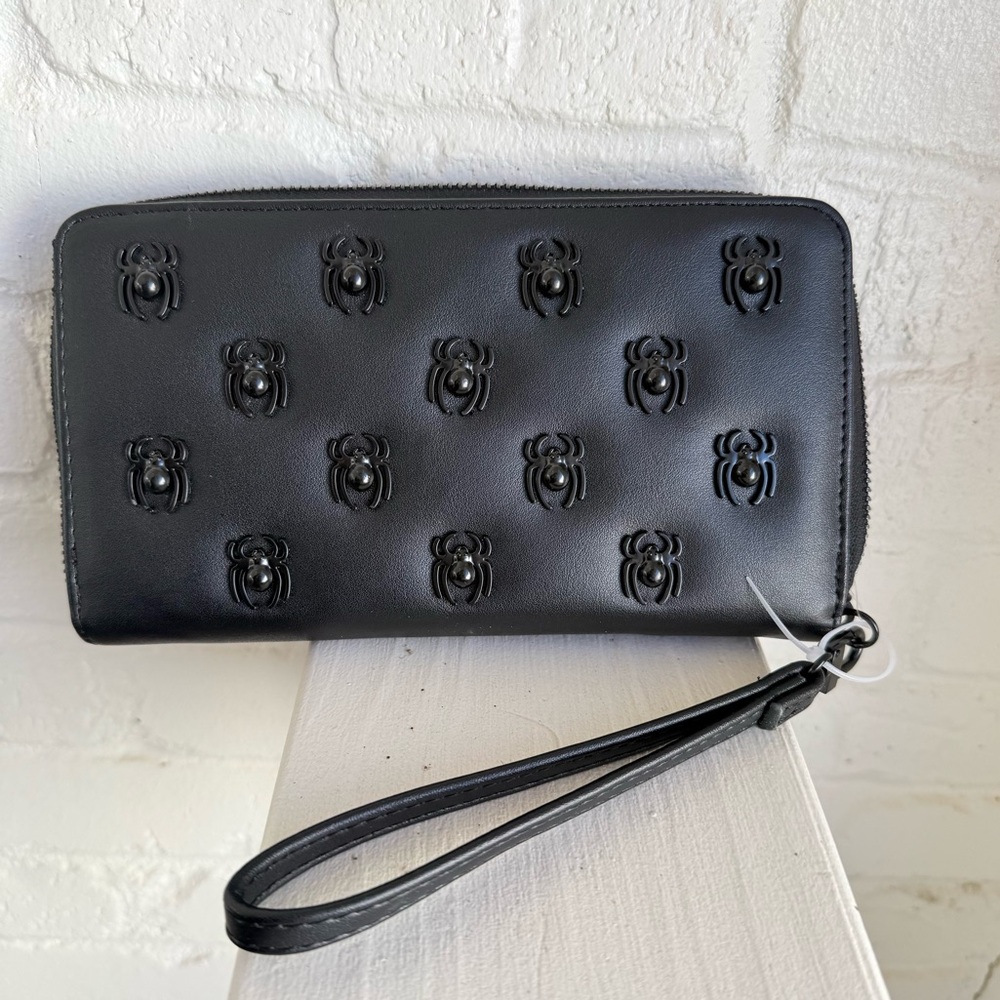 NWT Betsey Johnson Wallet